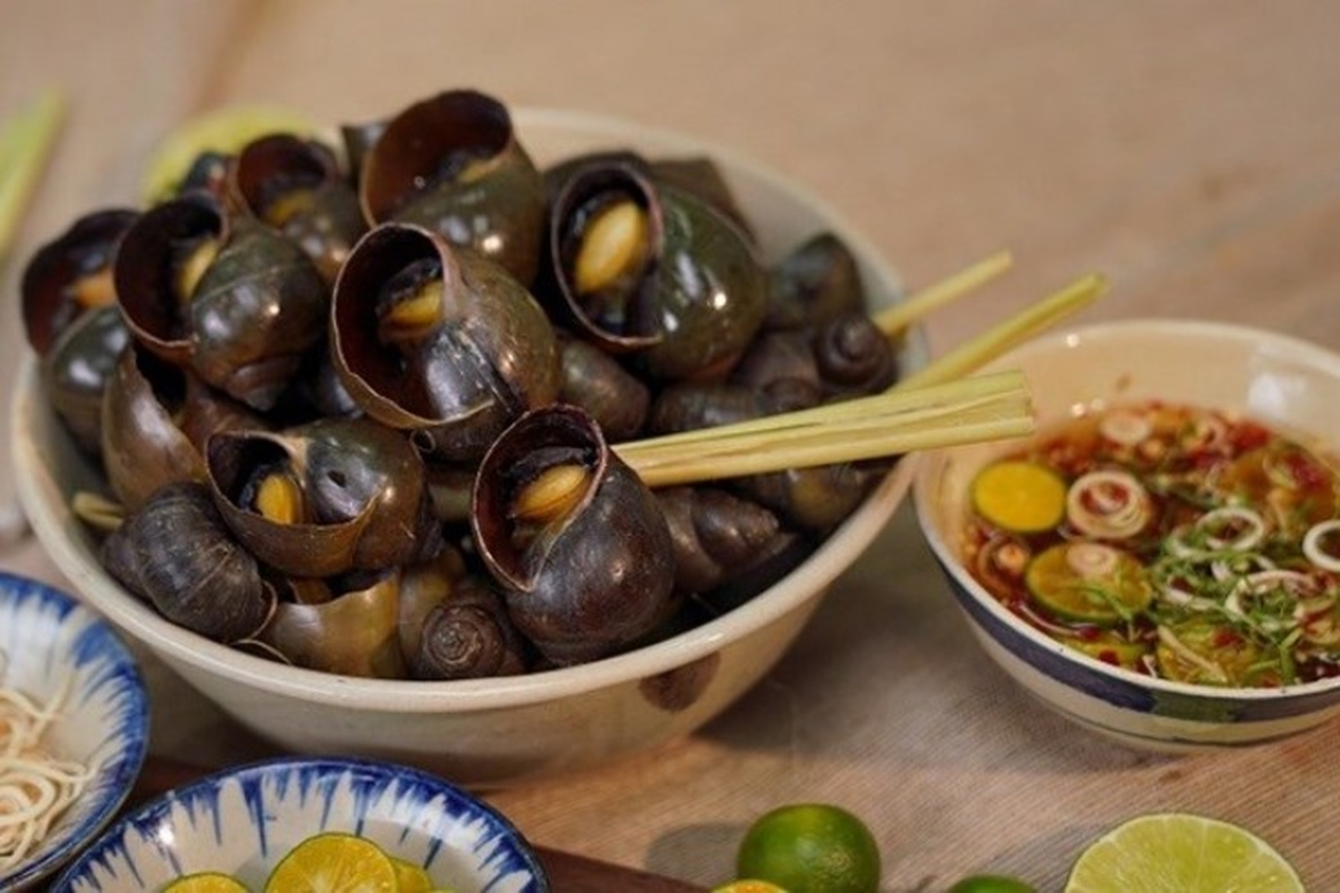 Bí quyết luộc ốc chín, giòn ngon, không dai Bí quyết luộc ốc chín, giòn ngon, không dai
