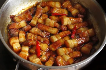 Kho thịt mềm thơm ngon