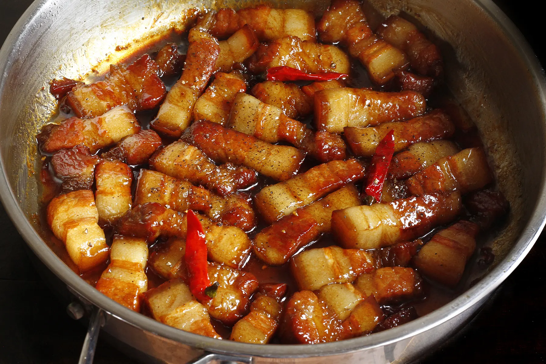 Kho thịt mềm thơm ngon